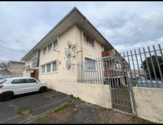 2 BEDROOM APARTMENT FOR SALE IN PAROW CENTRAL